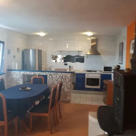 Milunovic 3* Makarska
